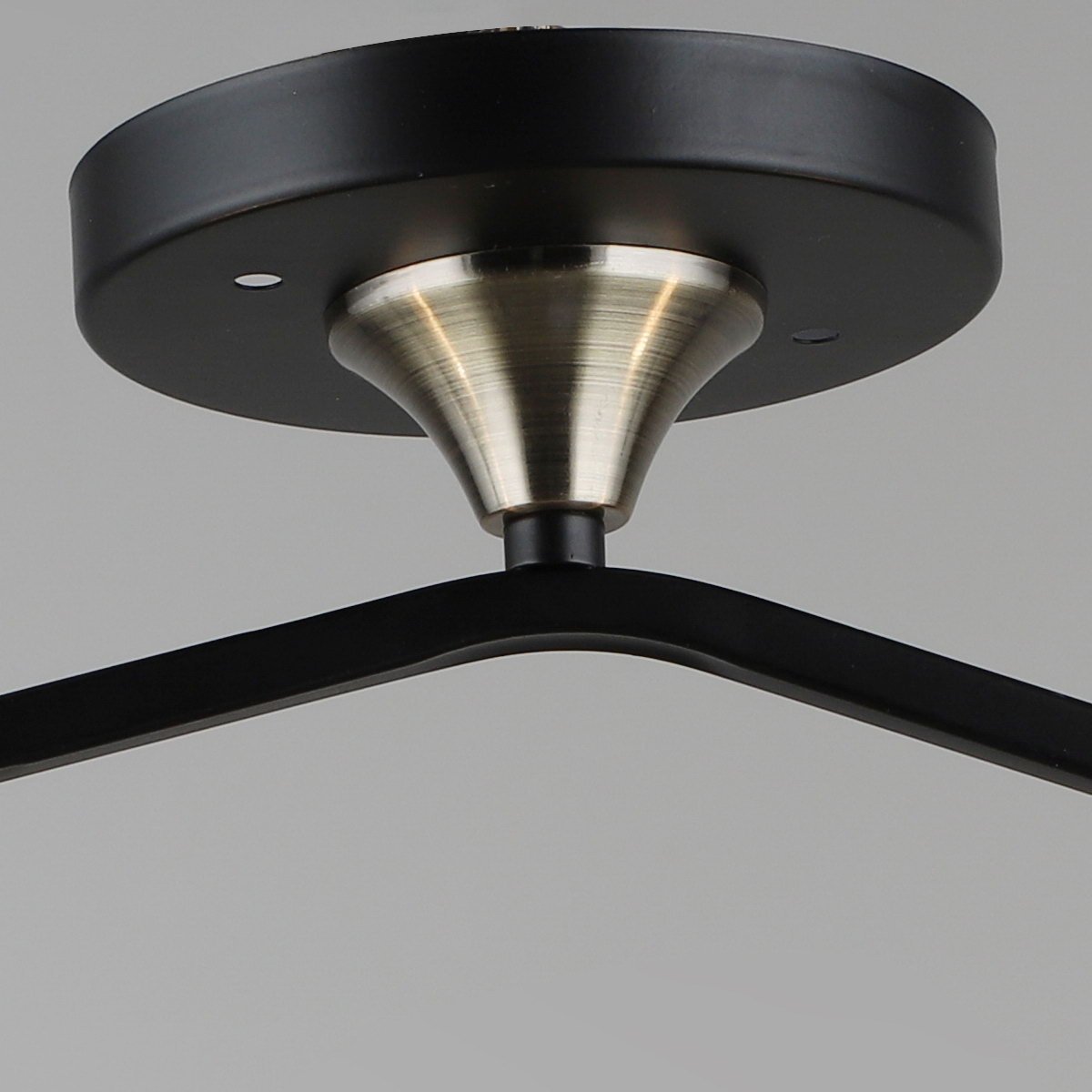 Потолочная люстра Reluce 01700-0.3-02