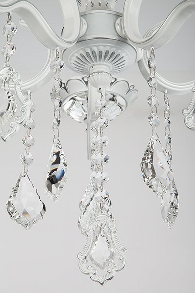 Потолочная люстра Eurosvet Эммануэль 10049/5 белый с серебром/прозрачный хрусталь Strotskis