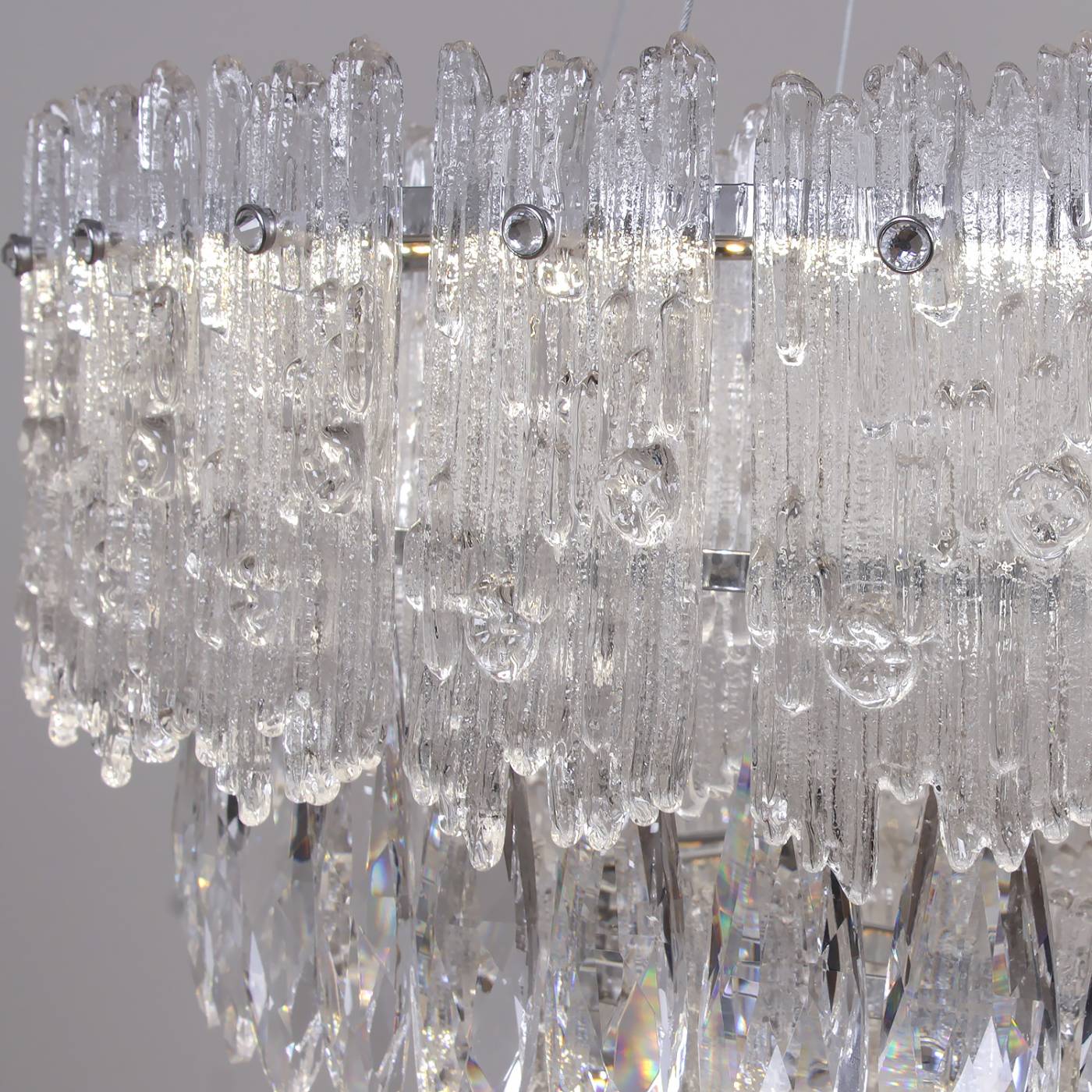 Подвесная люстра Reluce 08806-0.4-02