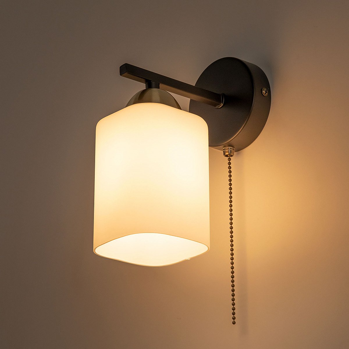 Настенное бра Citilux Генри CL130415