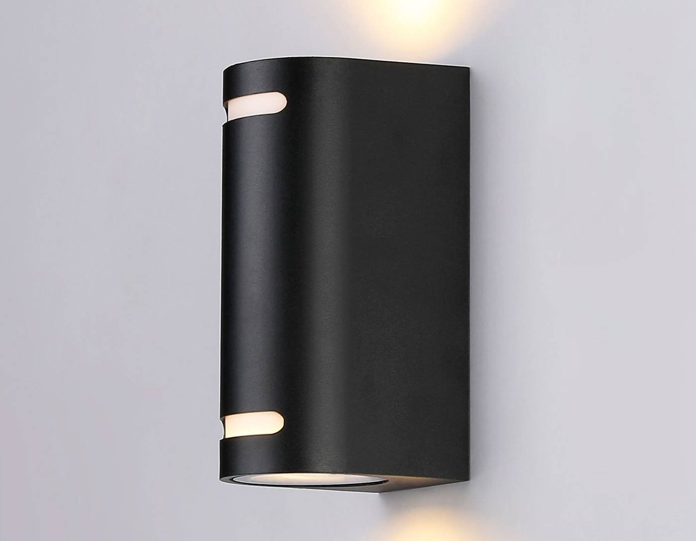 Уличный настенный светильник Ambrella Garden ST3744