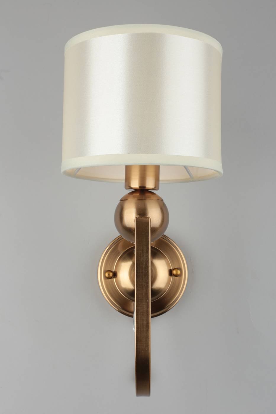 Настенное бра Omnilux Mellitto OML-63811-01