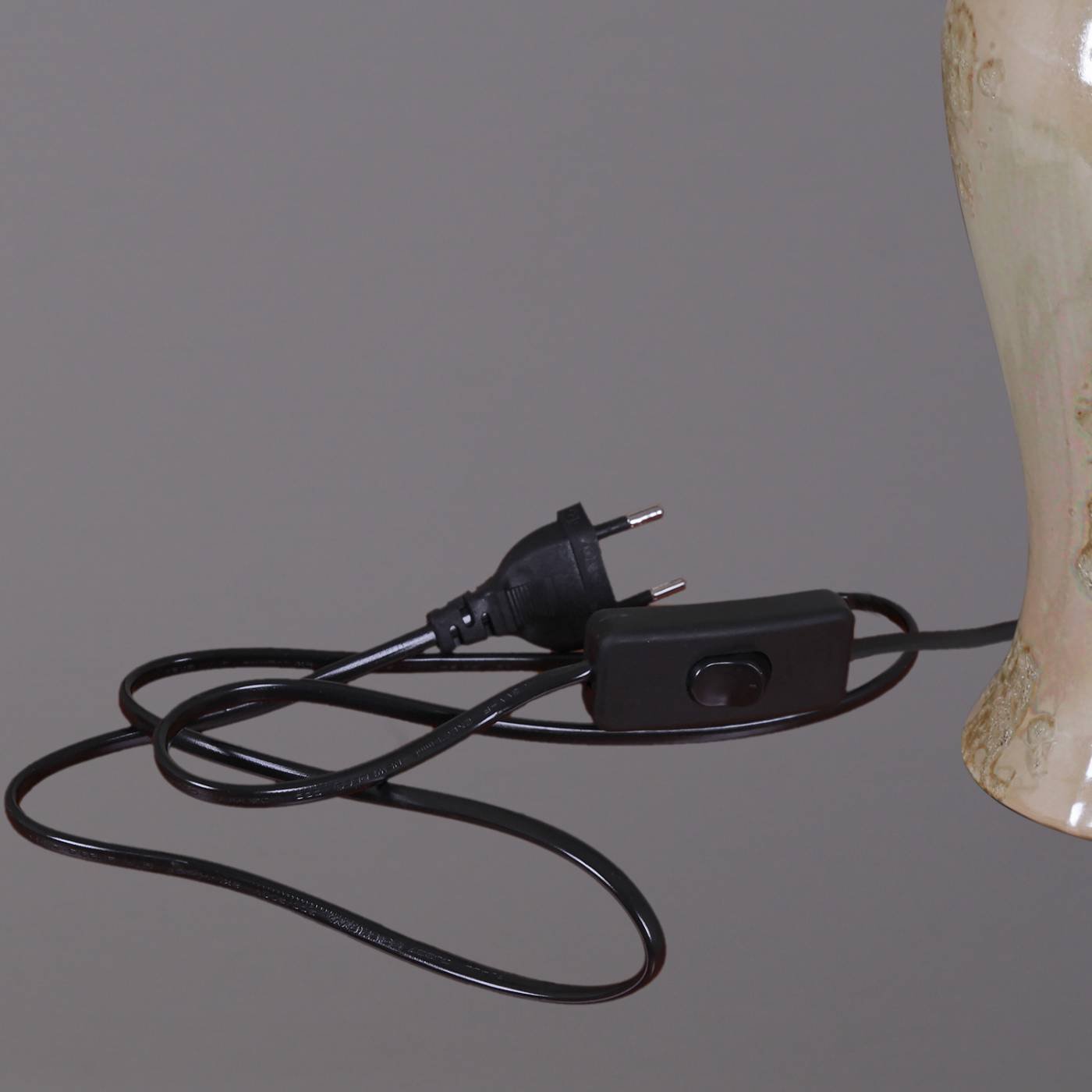 Настольная лампа Reluce 17622-0.7-01DY