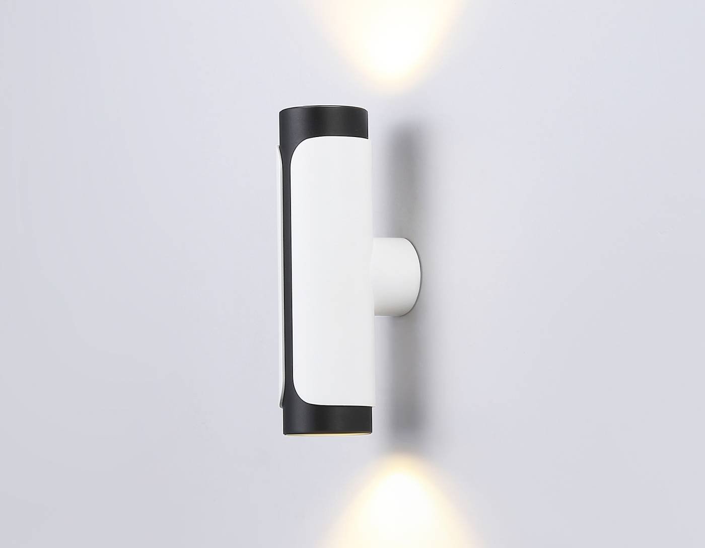 Настенный светильник Ambrella Techno family TN51614