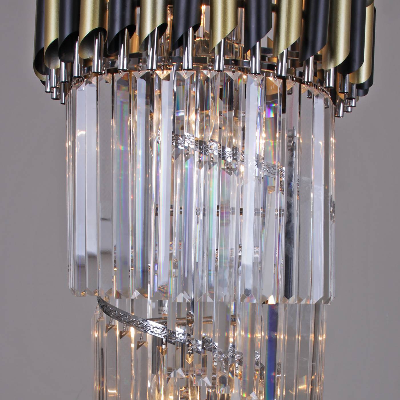 Подвесная люстра Reluce 09001-0.4-400