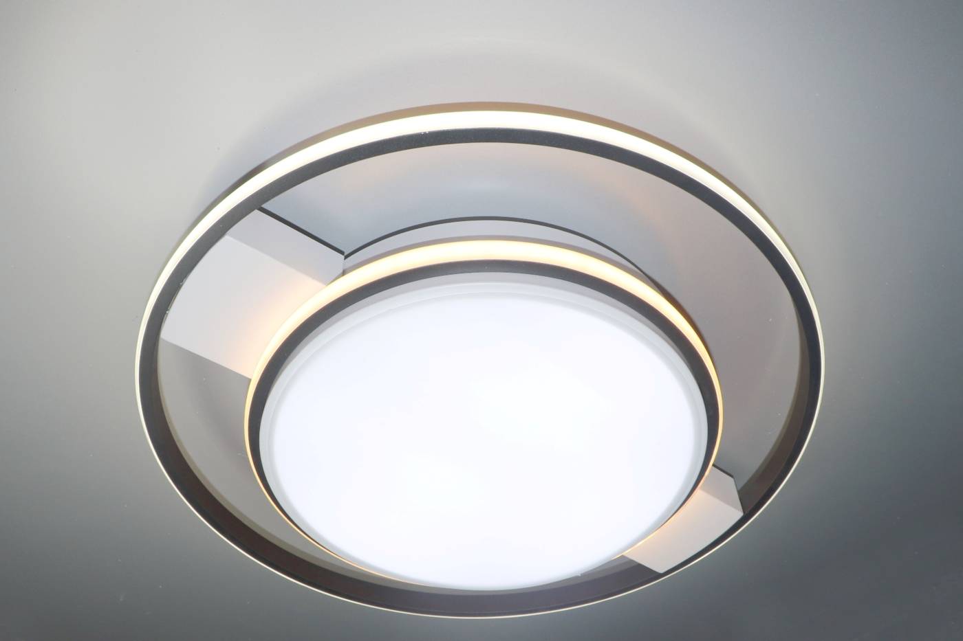 Потолочная светодиодная люстра High-Tech Led Lamps Natali Kovaltseva HIGH-TECH LED LAMPS 82001