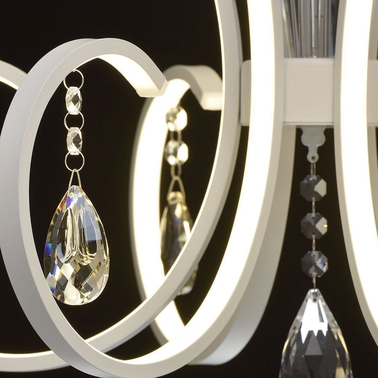 496016506 Подвесная светодиодная люстра Аурих De Markt 496016506