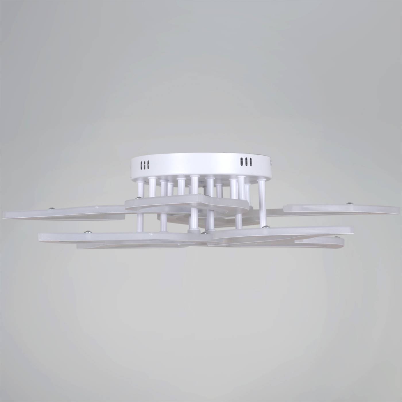 Потолочная люстра Reluce 20150-0.3-4+4 WH