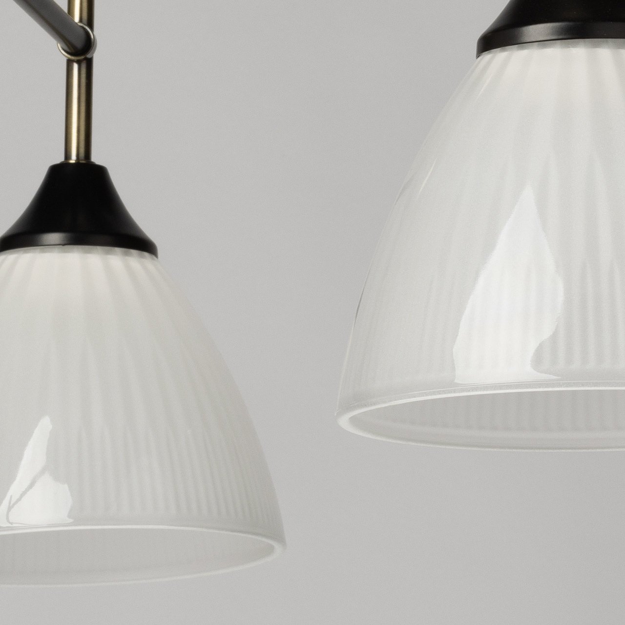 Потолочная люстра De Markt Дэла 116010405