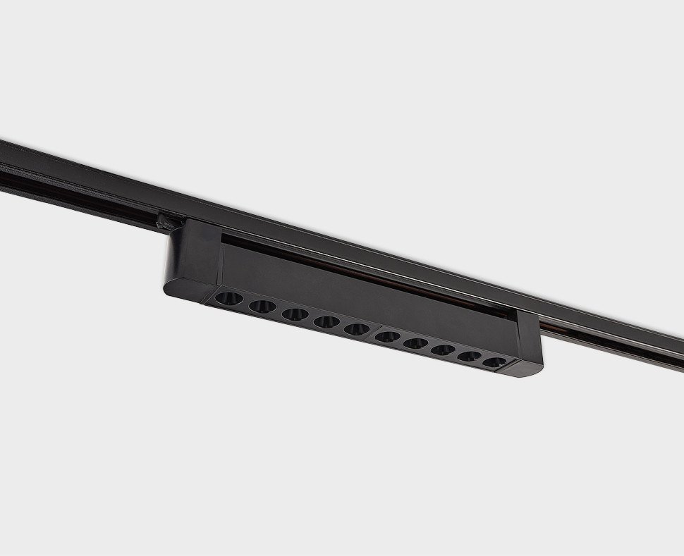 Трековый светильник Italline IT08 IT08-8031 black 3000K