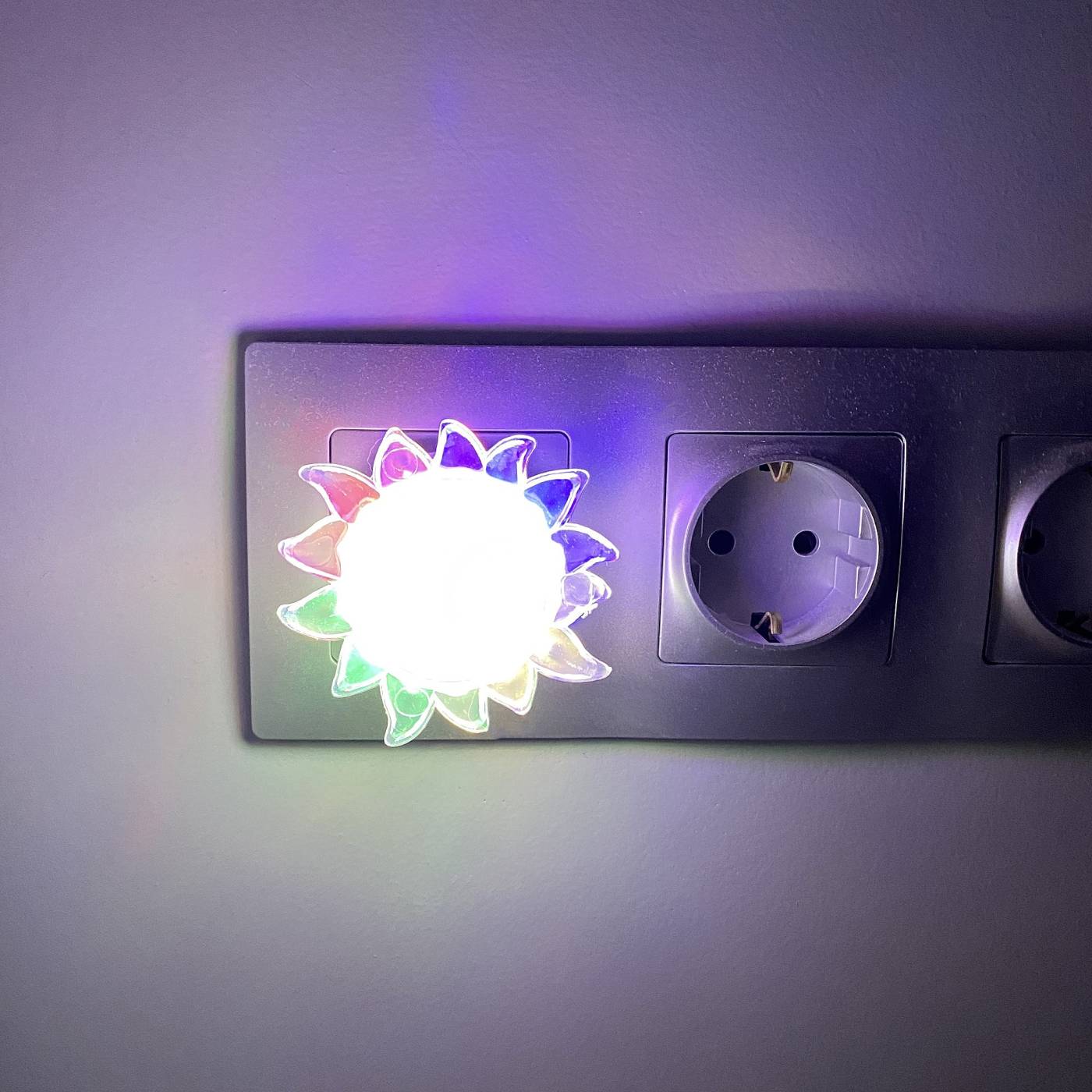 DTL-308-Подсолнух/RGB/4LED/0,5W Детский ночник Uniel DTL-308-Подсолнух/RGB/4LED/0,5W