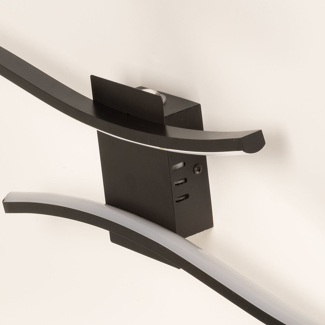 377024504 Настенный светильник De Markt Драйв 377024504