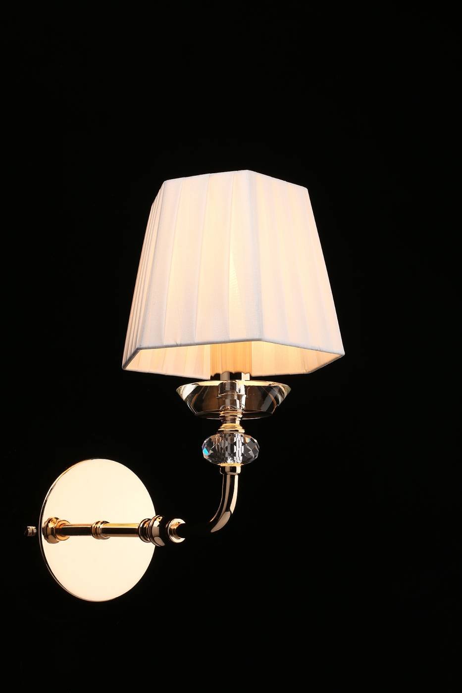 Настенное бра Aployt Silvian APL.719.01.01