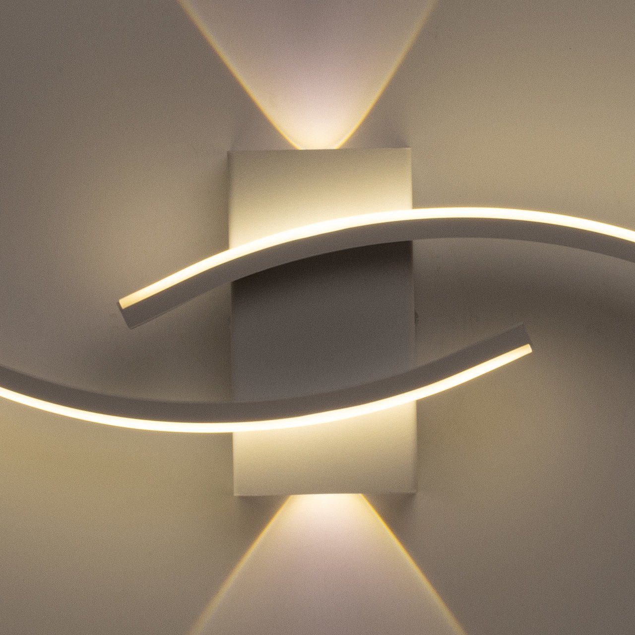 377025504 Настенный светильник De Markt Драйв 377025504