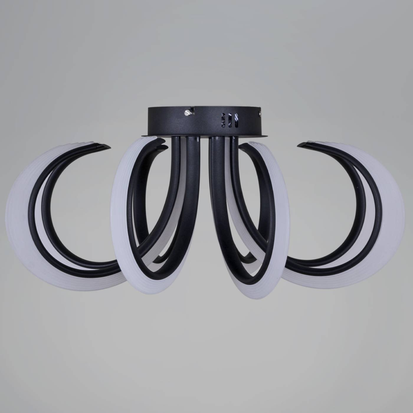 Потолочная люстра Reluce 74390-0.3-08S black