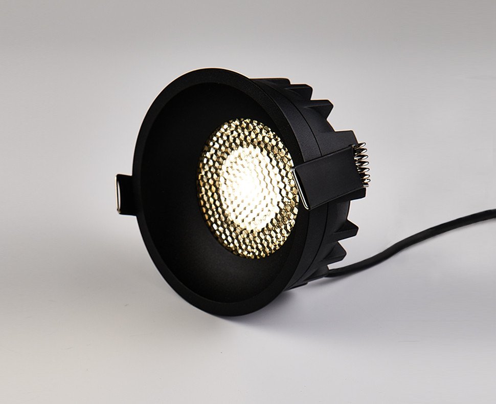 Встраиваемый светильник Italline IT08 IT08-8032 black 3000K