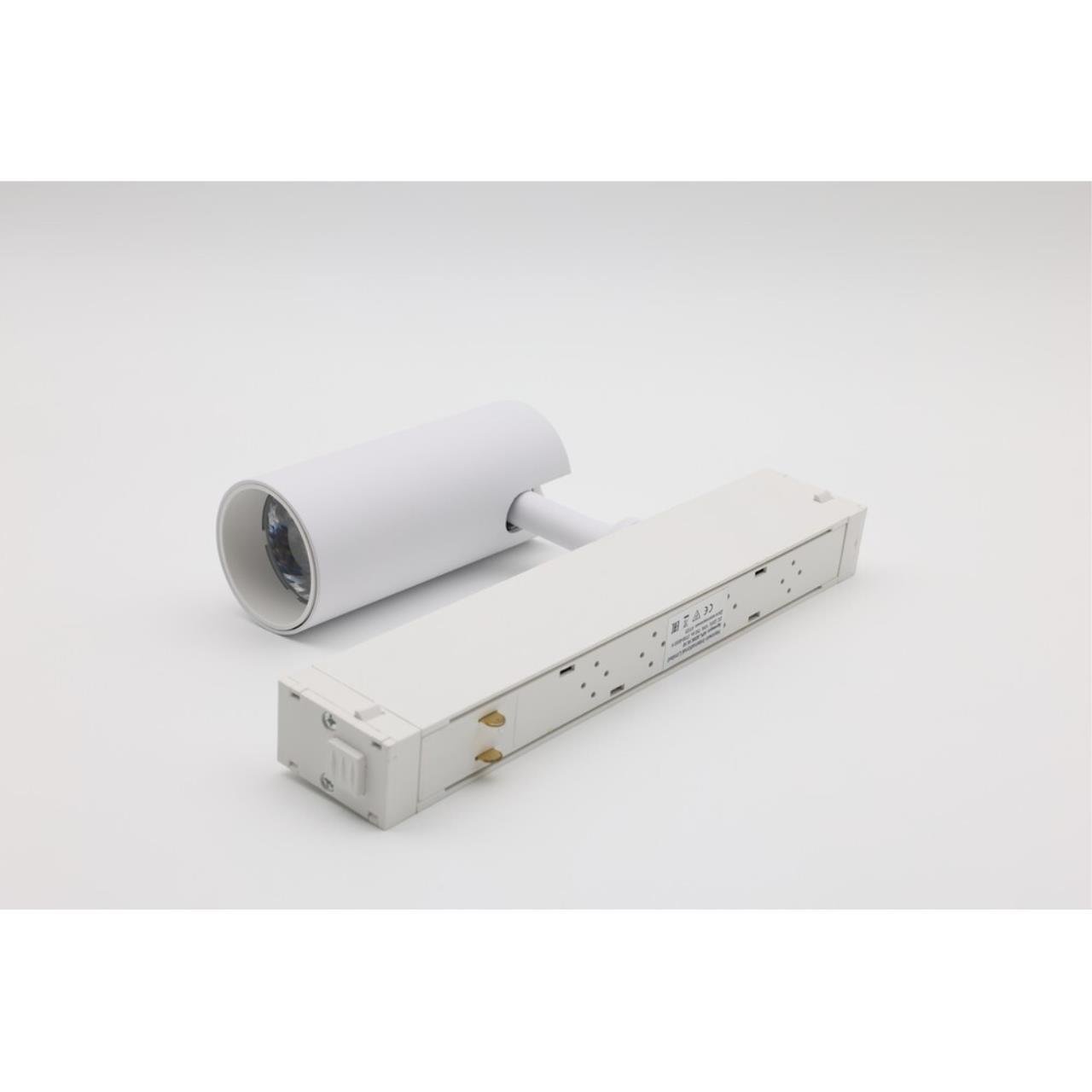 APL.0205.10.10 Трековый светильник Magnetic track 220 Aployt APL.0205.10.10