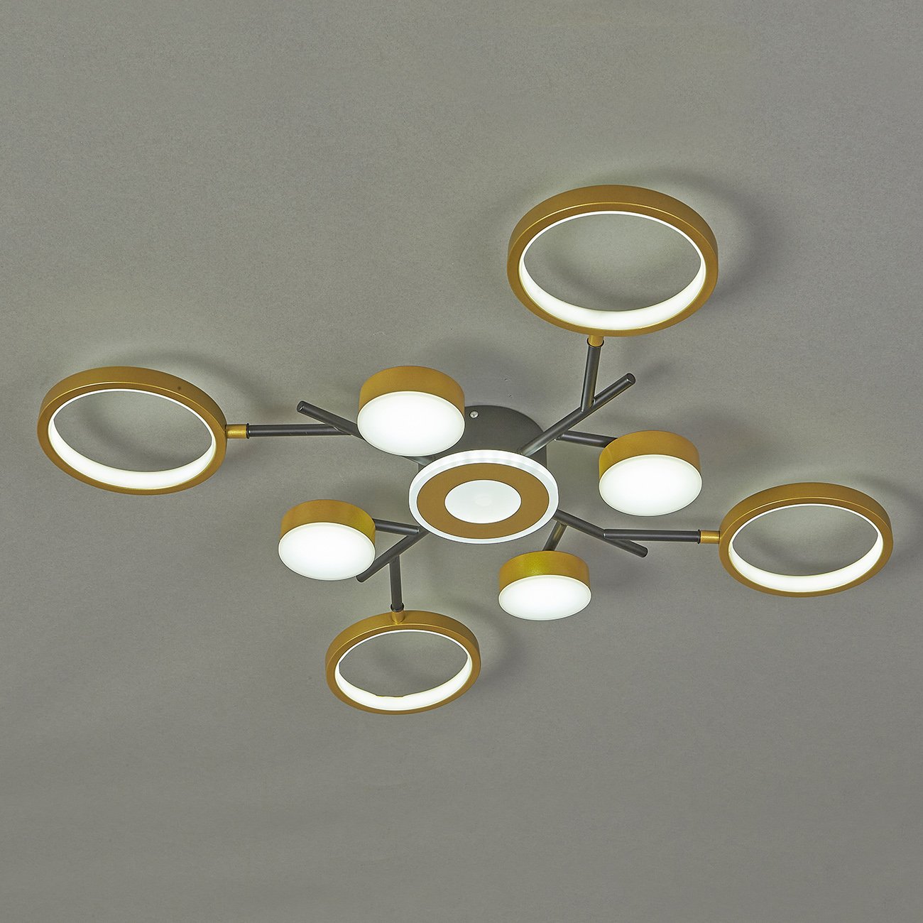 10206/9LED Потолочная люстра Escada Optimal 10206/9LED