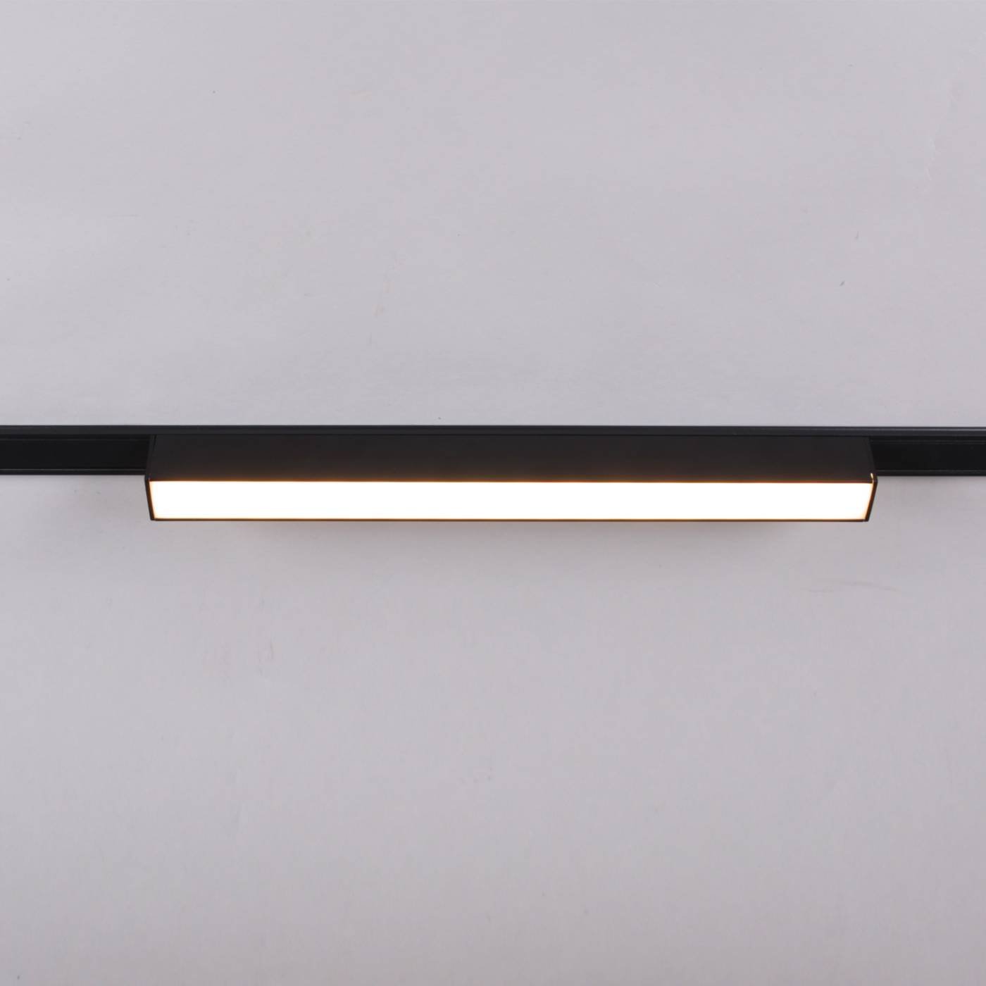 Трековый светильник Reluce 13003-9.3-001UR magnetic LED10W BK CCT+SMART
