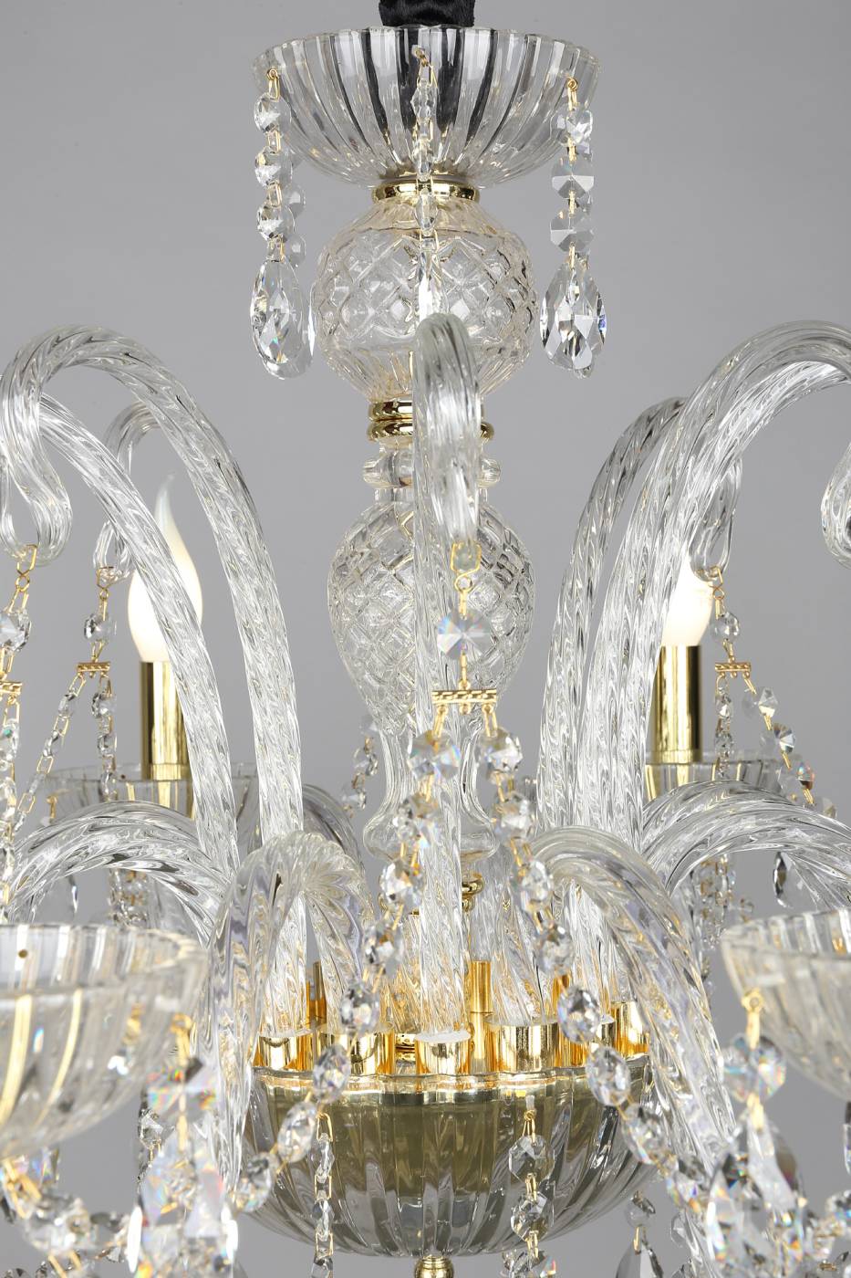 Подвесная хрустальная люстра Bonaita Omnilux OML-70103-08