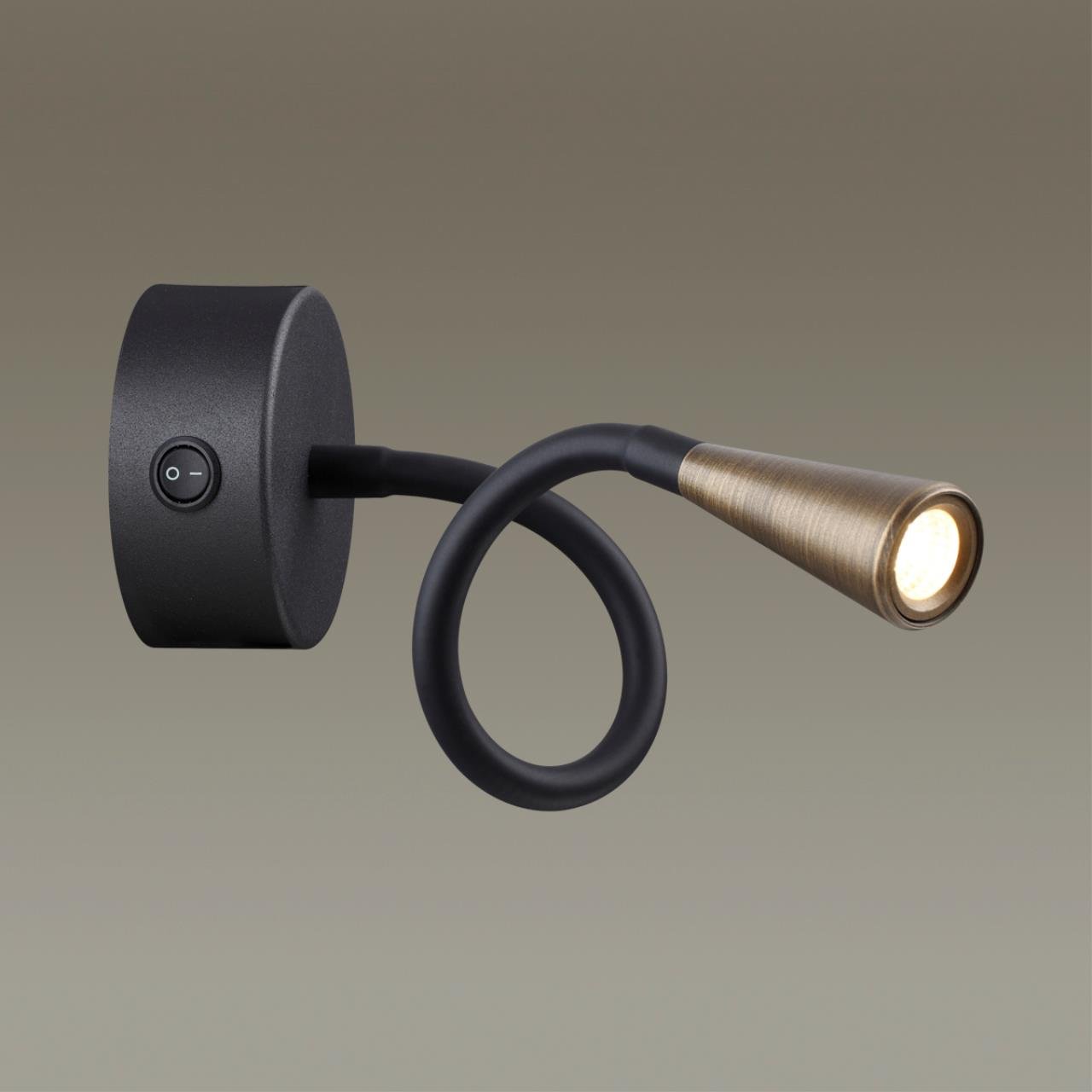 4289/3WL Настенный светильник Odeon Light Odds 4289/3WL