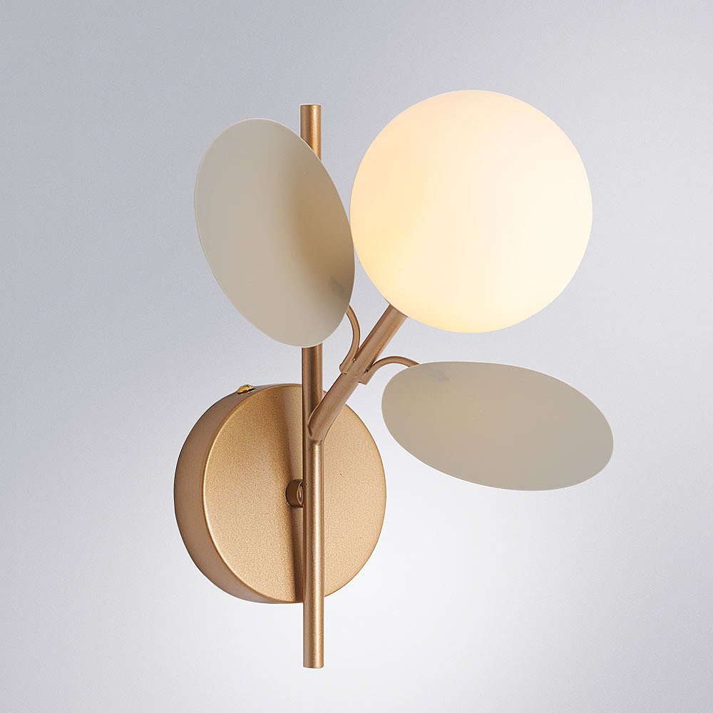 A1369AP-1GY Настенное бра Arte Lamp Peacock A1369AP-1GY