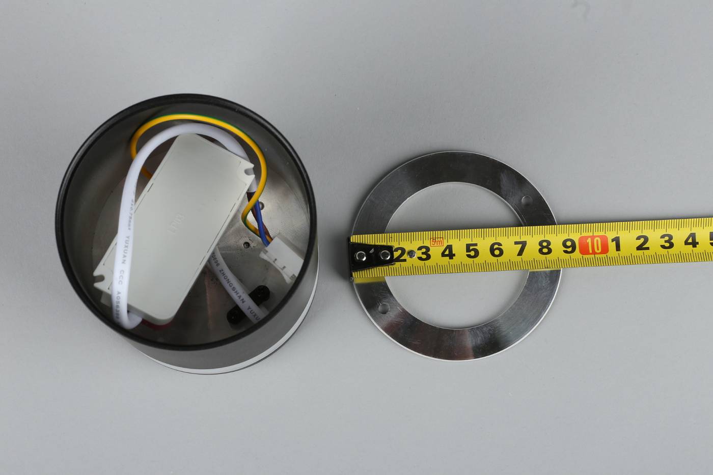 OML-101519-12 Накладной светильник Omnilux Orolli OML-101519-12