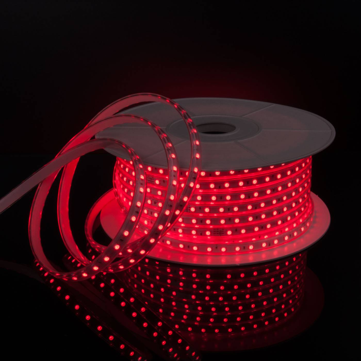LED лента Elektrostandard LS002 220V RGB Лента светодиодная 220V 11W 60Led 5050 IP65 мульти, 50 м (LS002 220V RGB) a053641