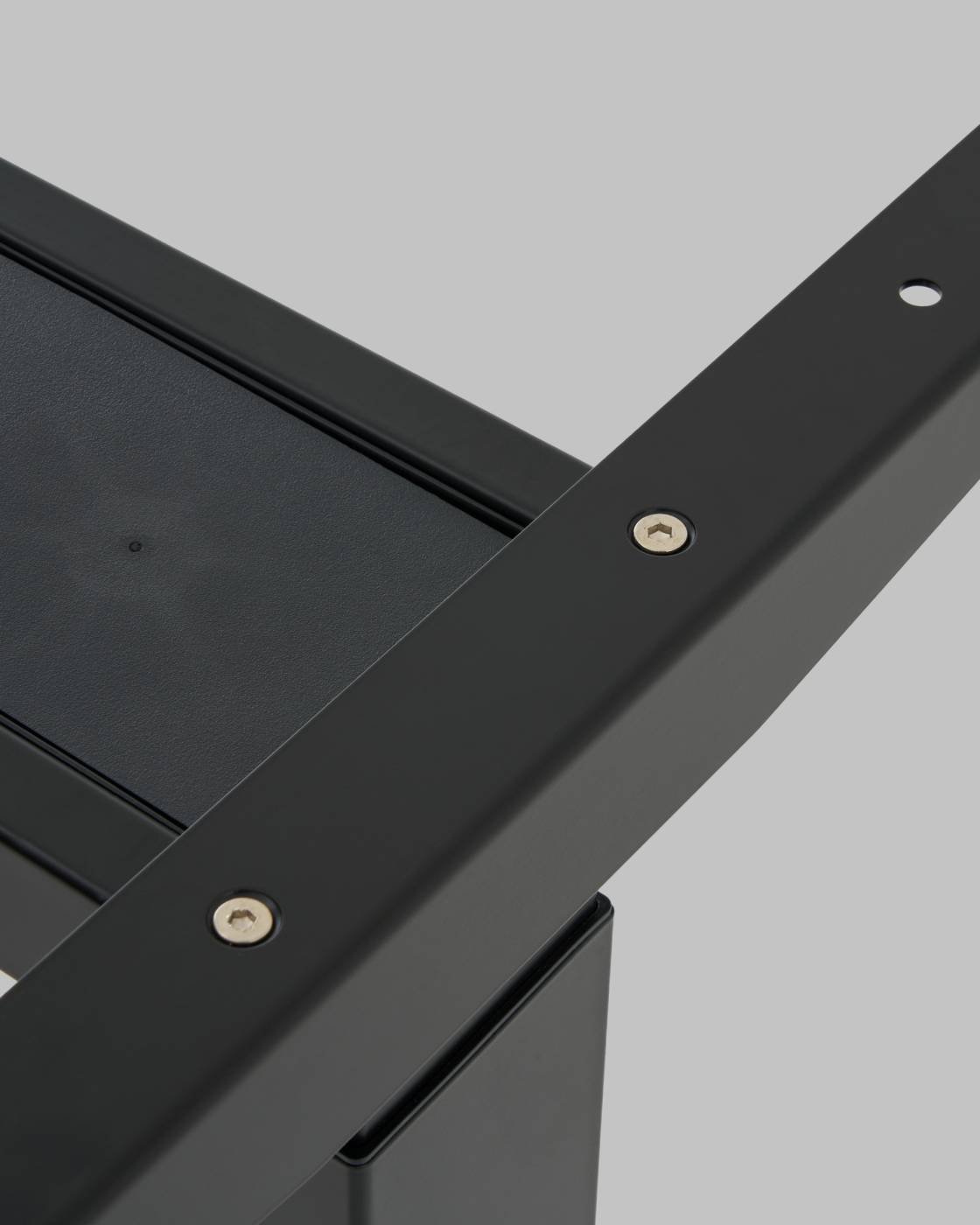 DMDF MC-DPRLC01 black Подстолье для стола с электроприводом и регулировкой высоты, 2 мотора, память 4 уровня высоты,черный Stool Group MCTION DMDF MC-DPRLC01 black