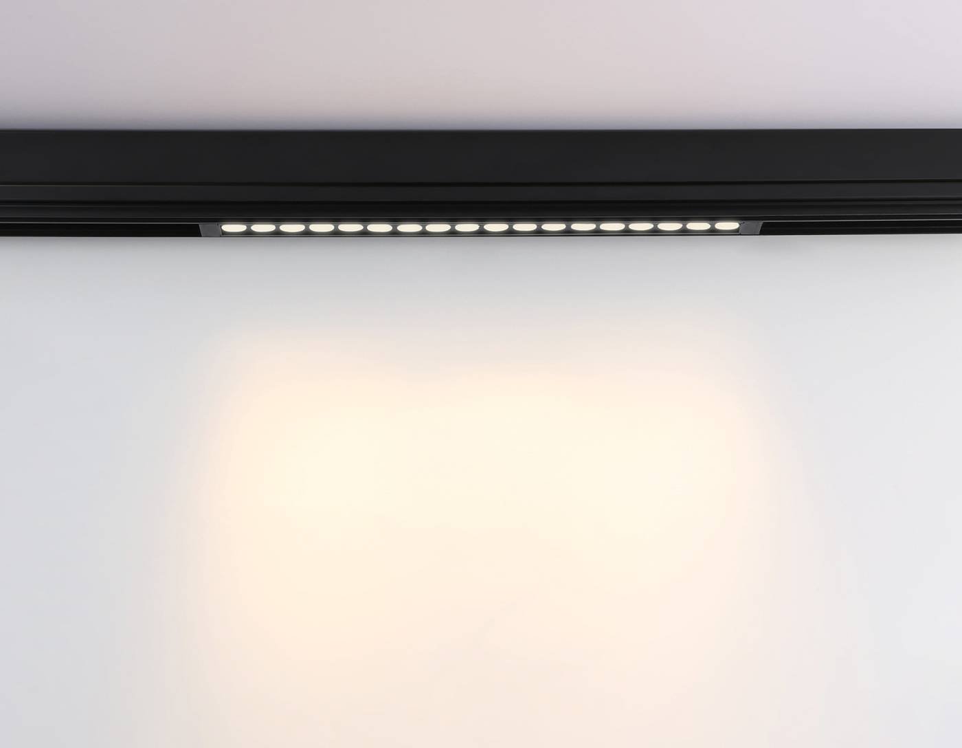 Трековый светильник Ambrella Magnetic 220V GL1314
