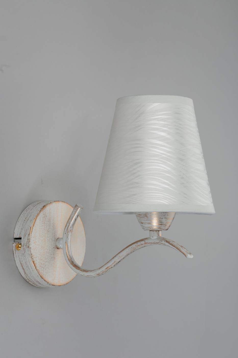 Настенное бра Omnilux Ugento OML-28401-01