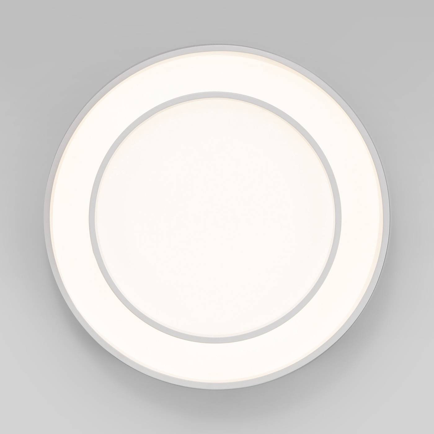 Потолочная люстра Eurosvet Force 90330/2 белый