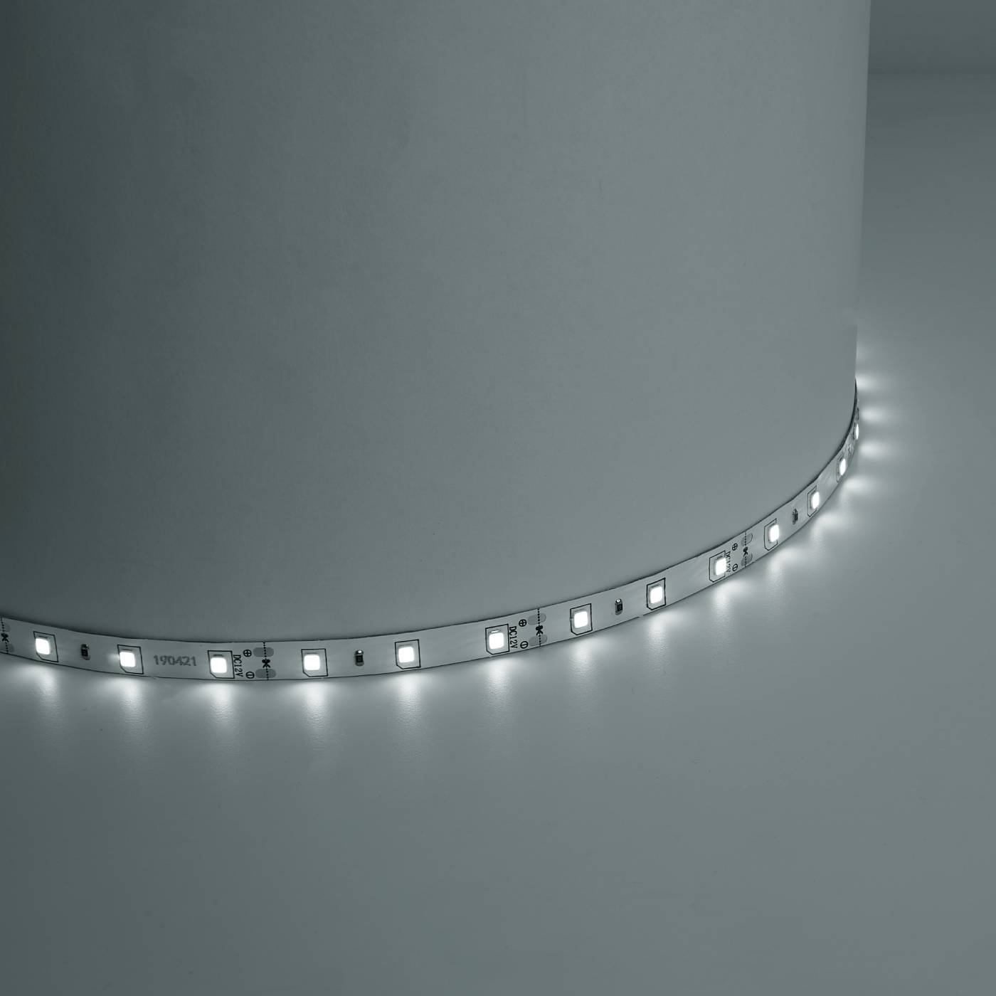 LED лента Feron LS603 41446