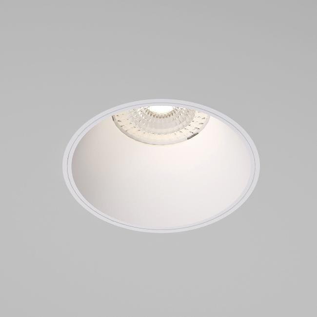 25020/01 GU10 белый Встраиваемый светильник Elektrostandard Renzo 25020/01 GU10 белый