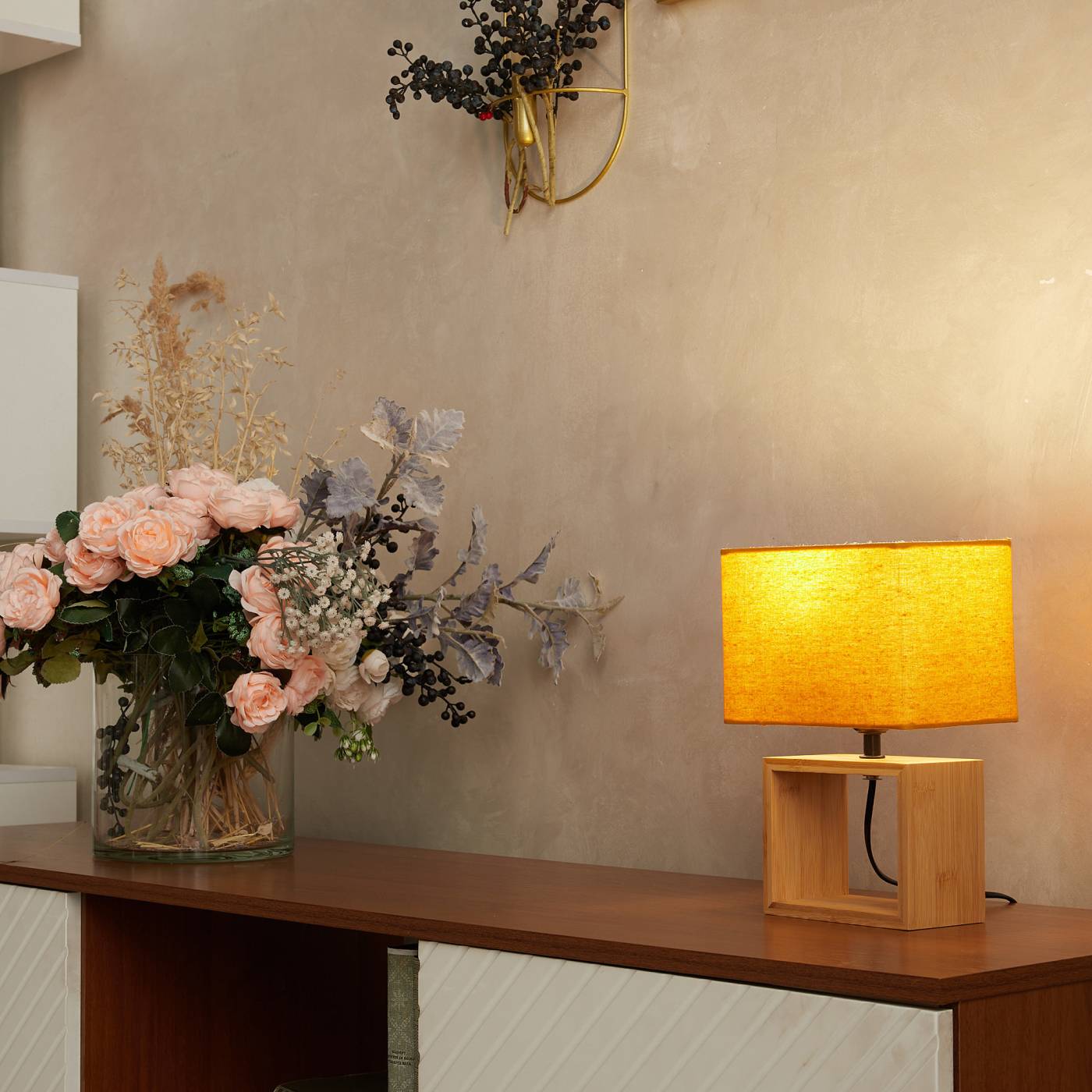 Настольная лампа Uniel UML-B401 E27 ORANGE/WOOD