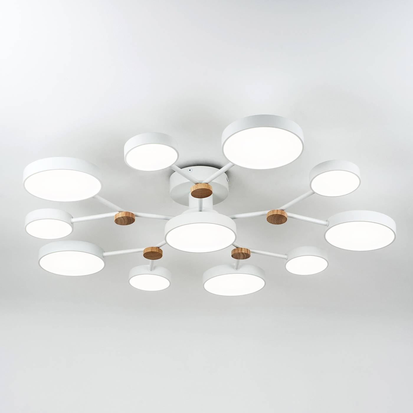 Потолочная люстра L LED4U L3201-960 WT