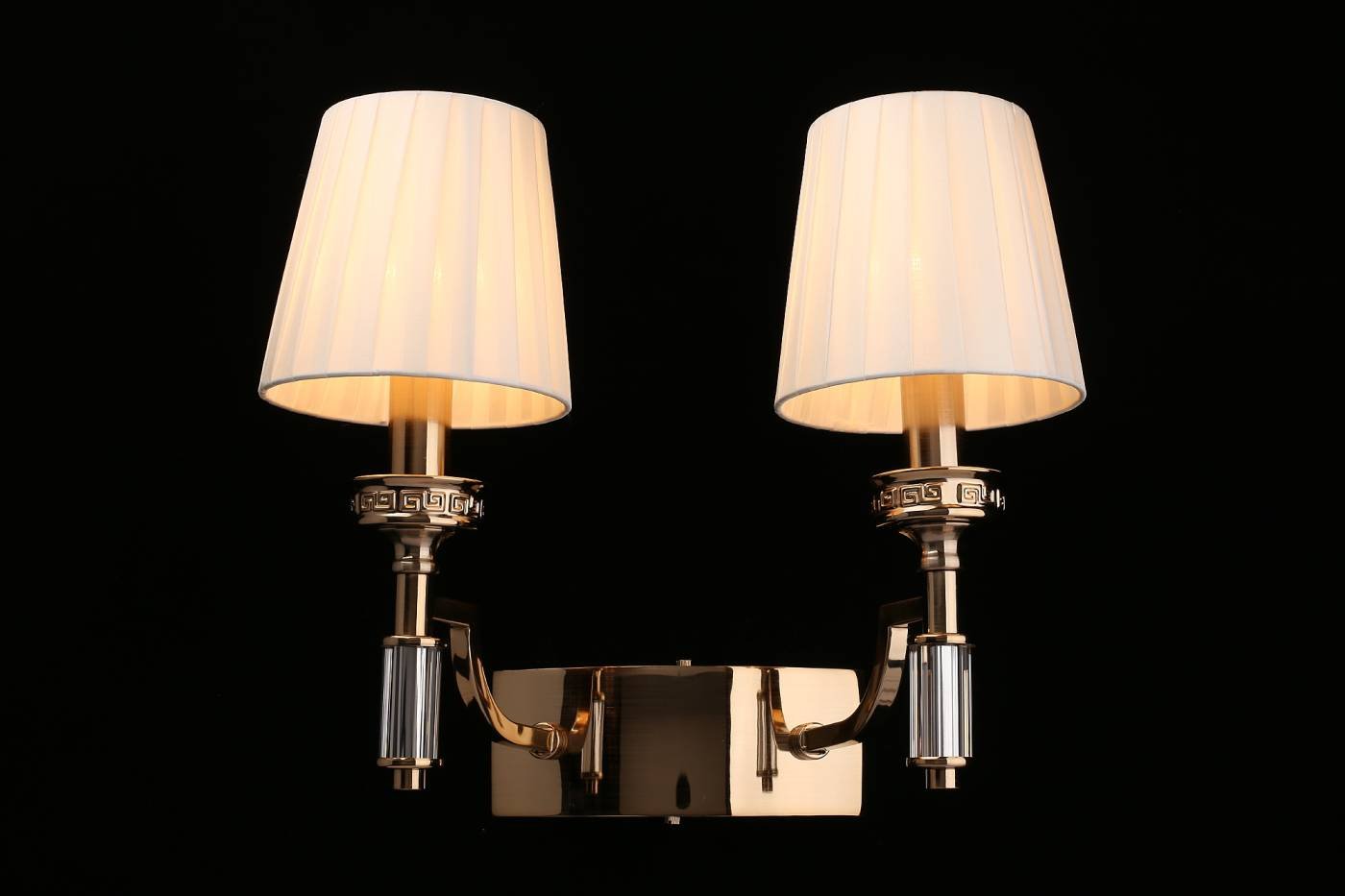 APL.716.11.02 Настенное бра Aployt Patricia APL.716.11.02