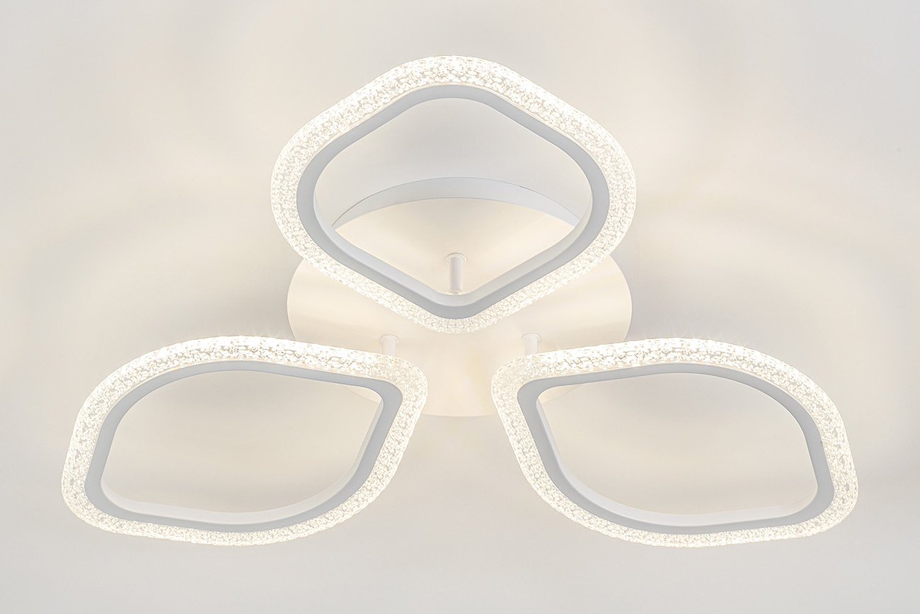 Потолочная люстра Escada 10251/3LED