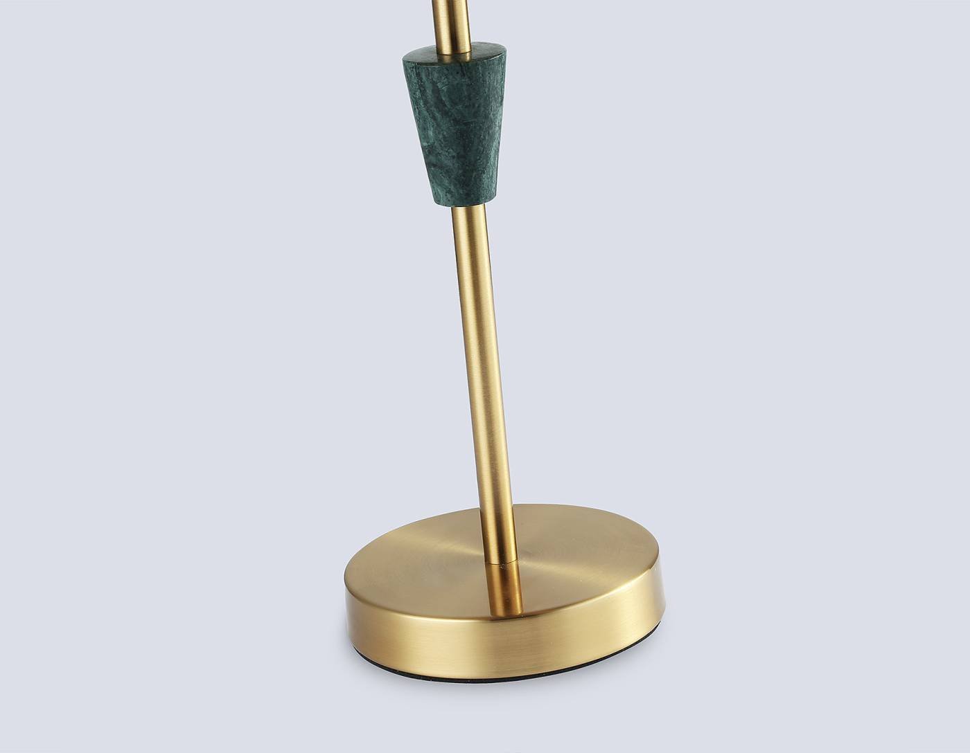 Настольная лампа Ambrella Classic LH75057