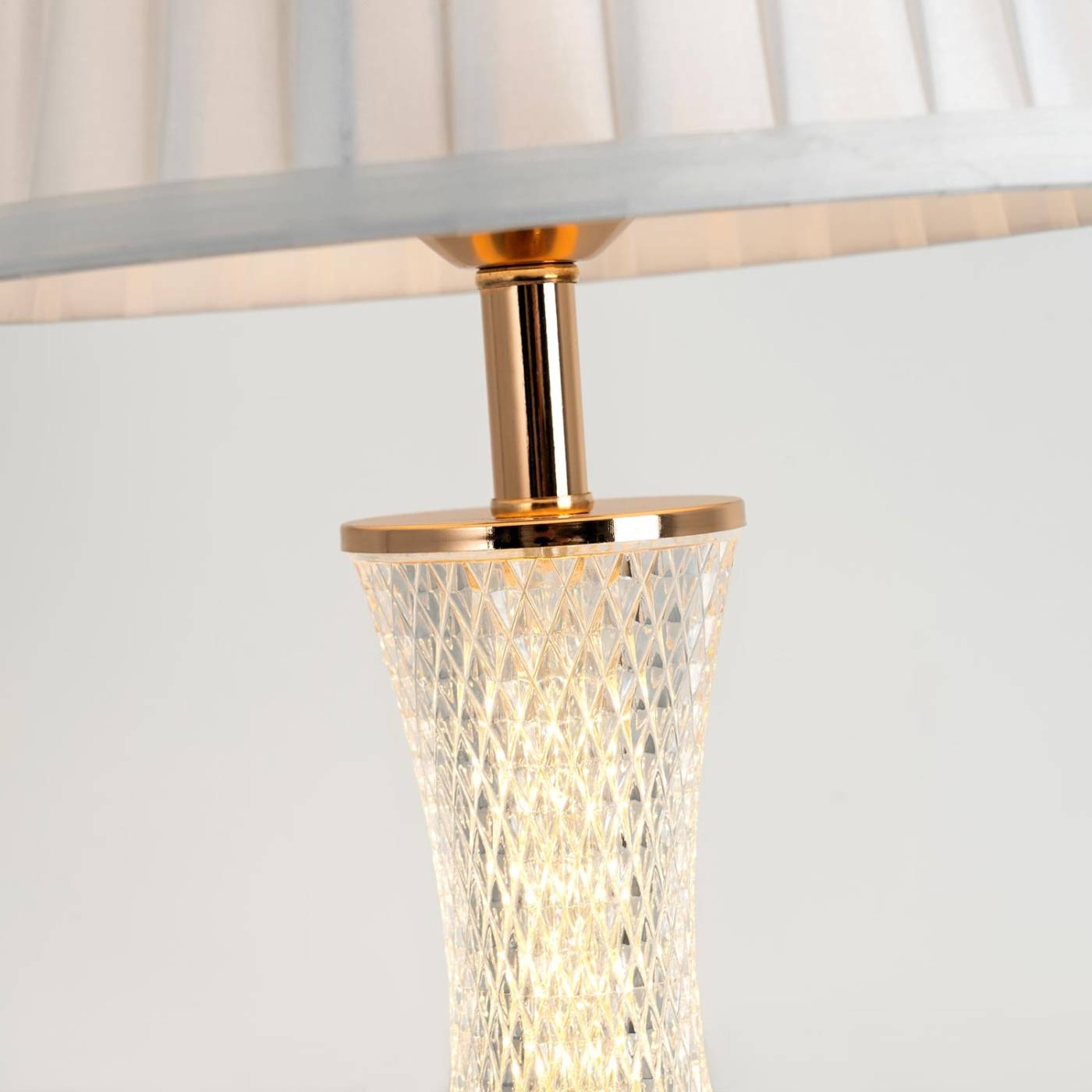 L6161 GD Настольная лампа L LED4U L6161 GD