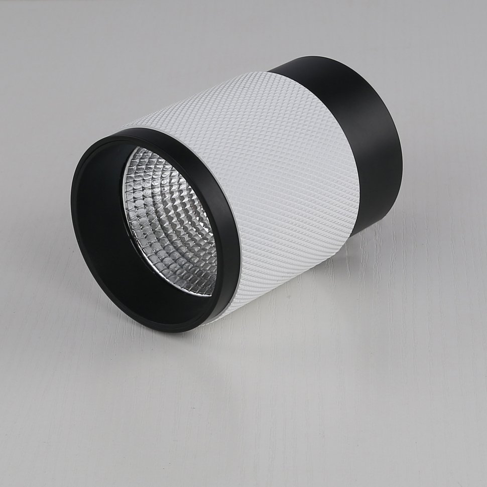 Накладной светильник ILedex Delta 1955-10W-3000K-36 BK+WH