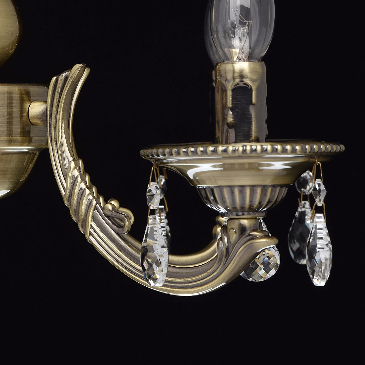 Подвесная люстра MW Light Аврора 371011605