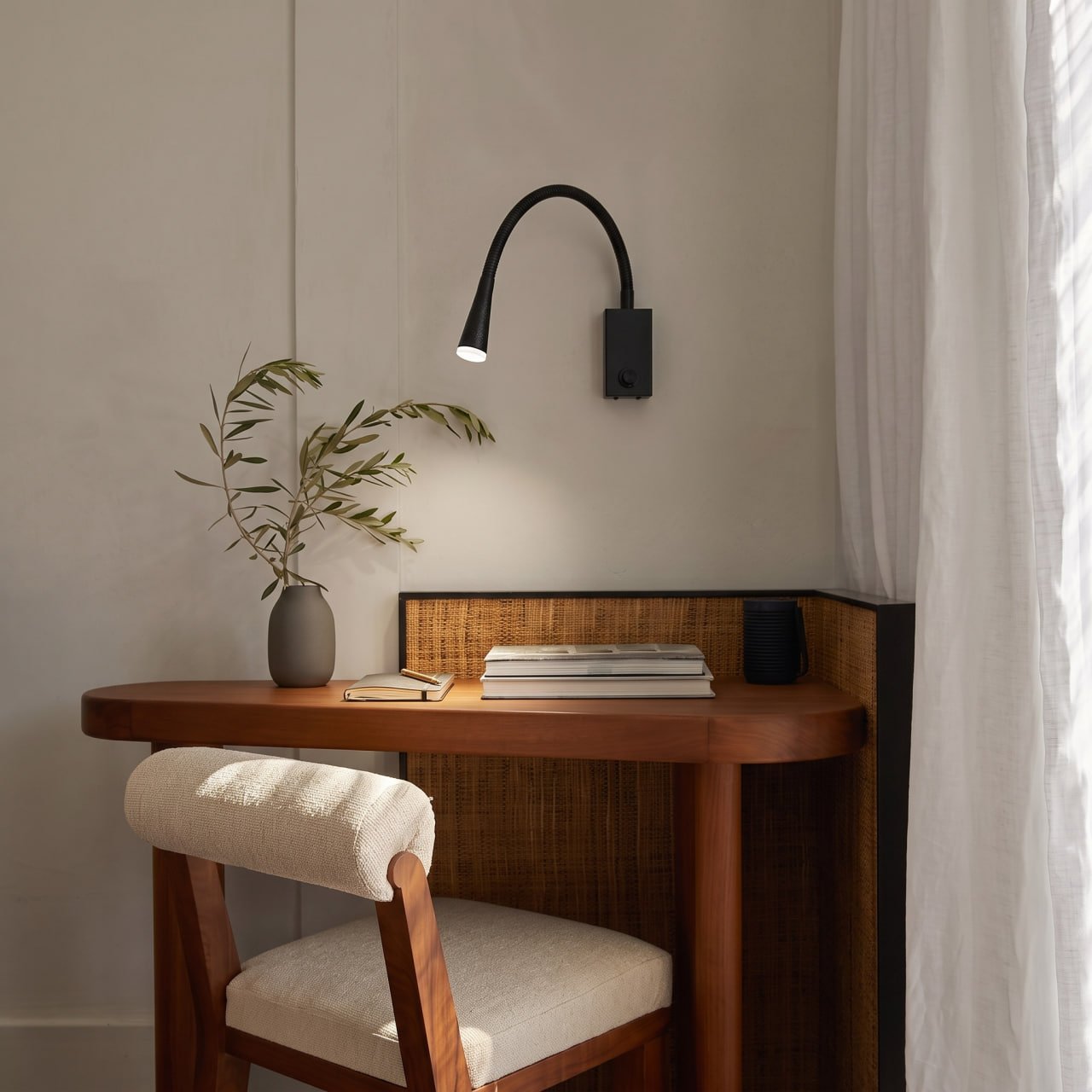 10398 Black Настенный светильник Arrow Loft It 10398 Black