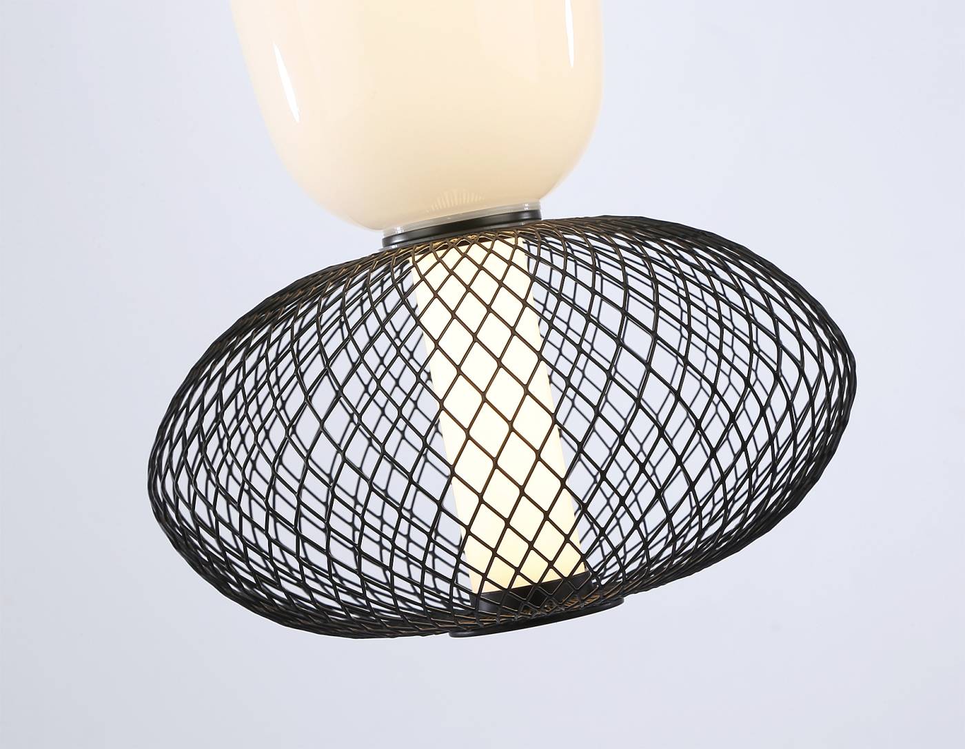 Светильник подвесной Ambrella Modern LH11007