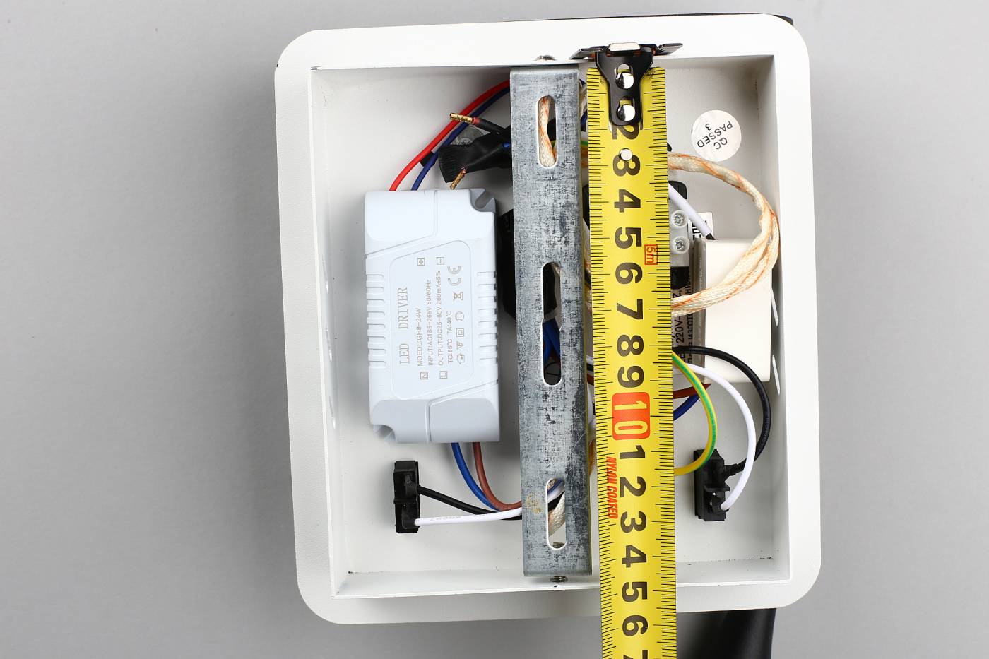 OML-12311-02 Настенный светильник Omnilux Rocchette OML-12311-02