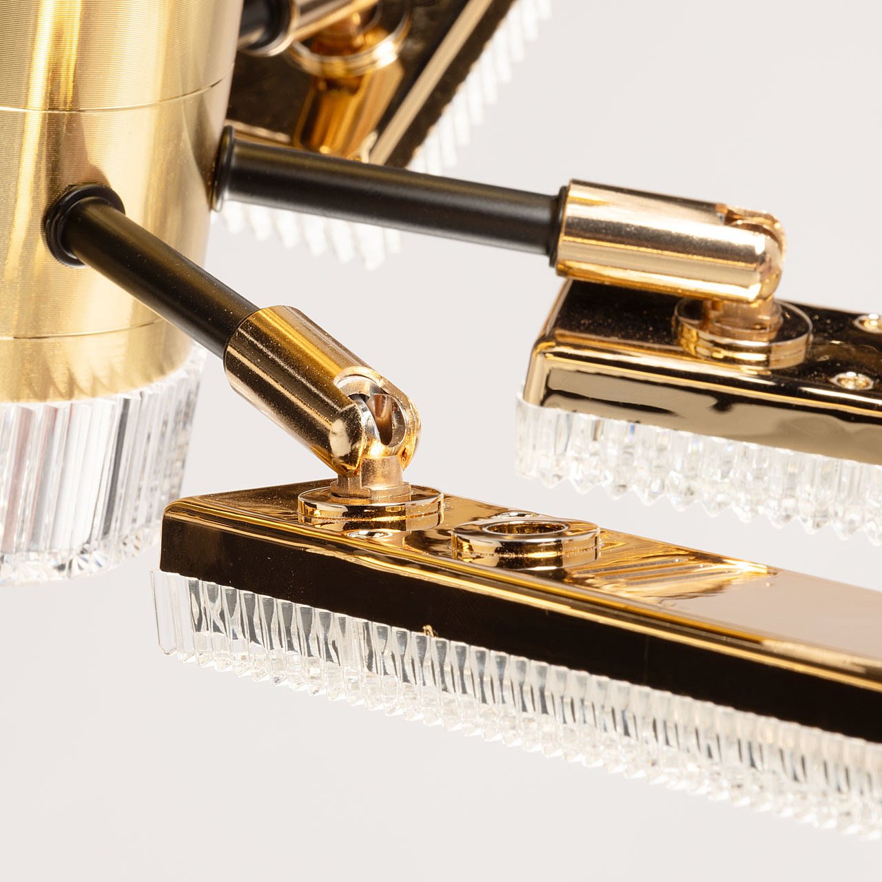 Потолочная люстра De Markt Оскар 510016406