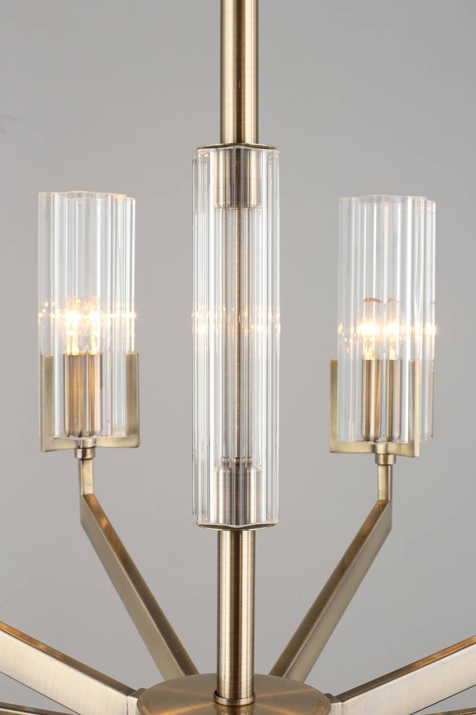 Подвесная люстра Omnilux Ledro OML-69903-08