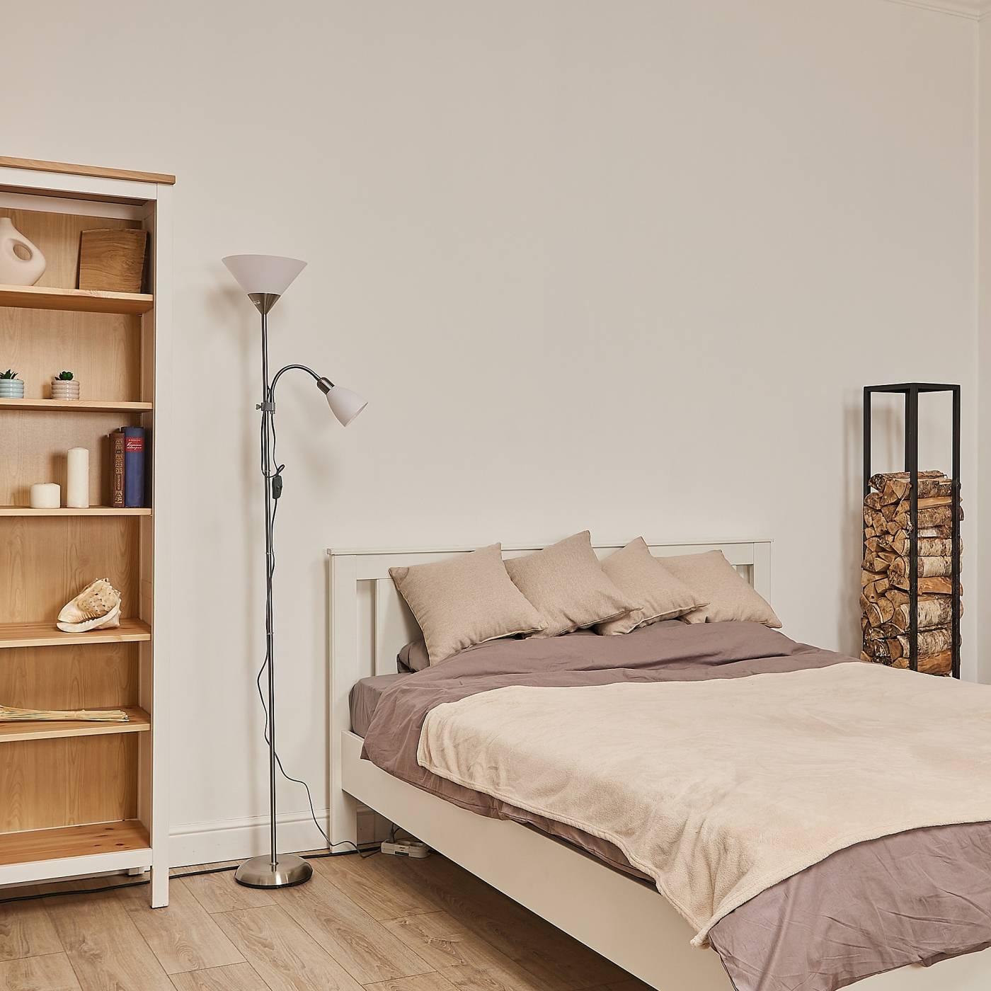 UML-T520 E27+E14 SILVER/WHITE Торшер Uniel UML-T520 E27+E14 SILVER/WHITE