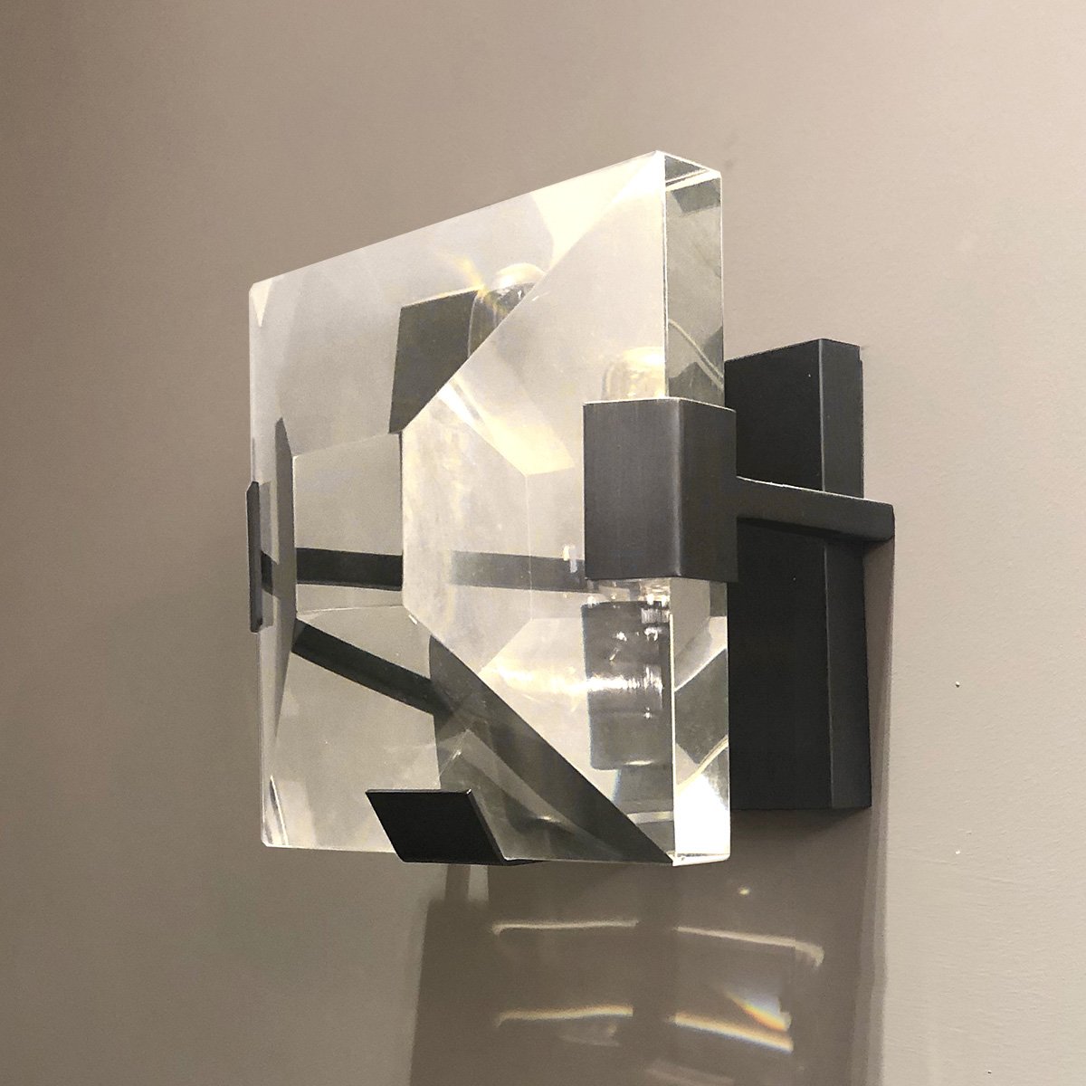 MB16055007-1A Настенное бра Delight Collection Harlow Crystal MB16055007-1A