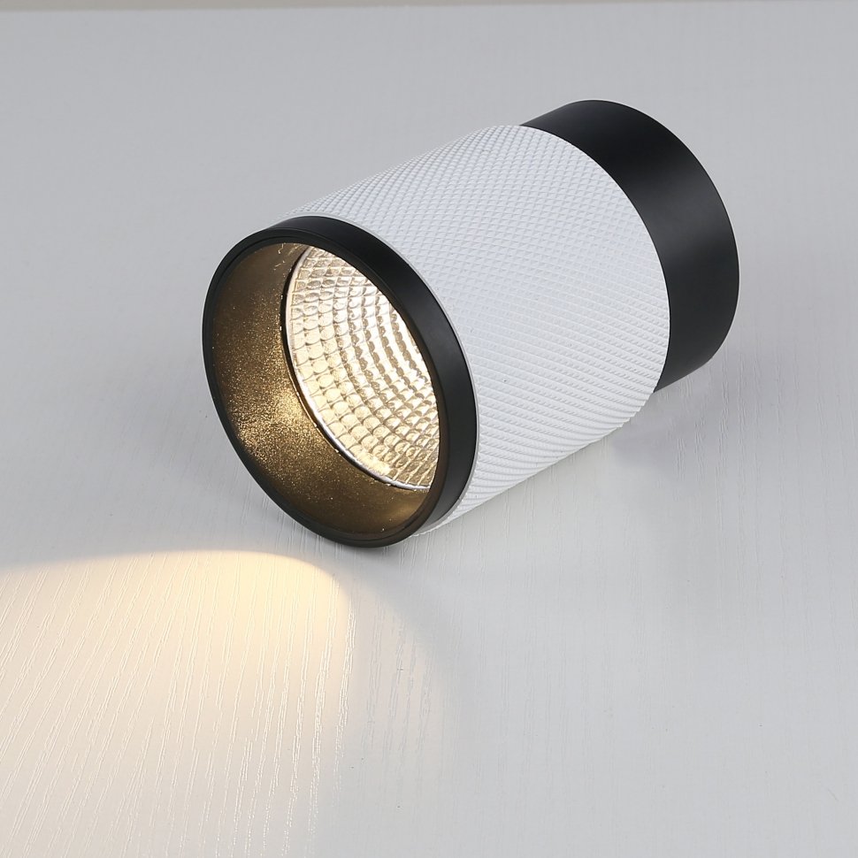 Накладной светильник ILedex Delta 1955-10W-3000K-36 BK+WH